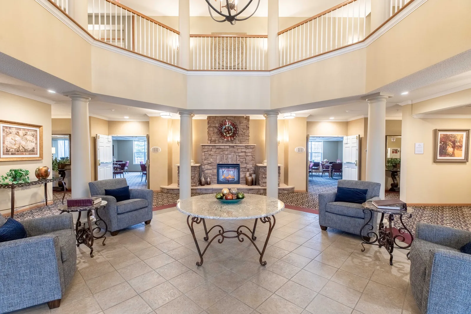 Gramercy Club at Burnhaven Dr. photo 1 of 13