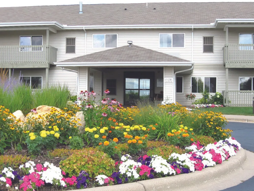 Gardens at the Realife Cooperative of Burnsville entrance